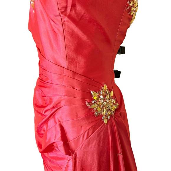 Elegant Strapless Pink Prom Dress - Picture 7 of 15